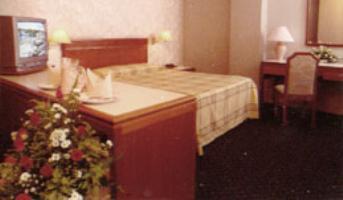 Hotel Malaya 2*